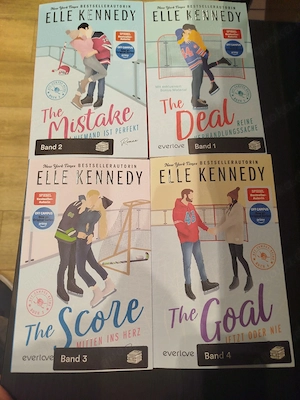Off Campus Taschenbücher von Elle Kennedy alle 5 Bände 