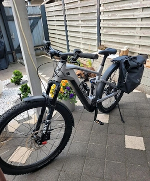 E bike cube stereo hybrid 