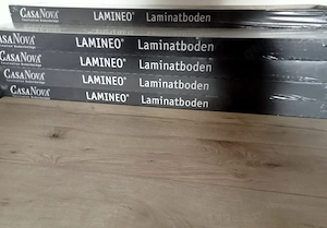 Laminat Markenware "Casa Nova Lamineo" 22,45 m  NEU + Trittschalldämmung, Laminatschneider uvm.