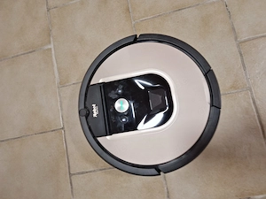 Wir verkaufen Bruno unseren IROBOT Roomba 976 Saugroboter