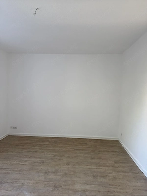 Professioneller Maler zu Ihren Diensten