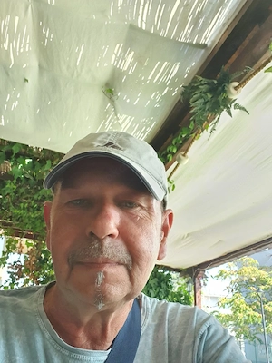 Suche nette Frau für eine feste Partnerschaft 