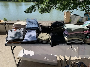 Flohmarkt-Kiste zu verkaufen 