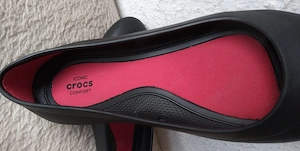 Crocs Iconic Komfort Badeschuhe in Größe : 38 Neuwertig  Bild 8