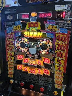 Spielautomat Geldspielautomat Sunny von Mega      