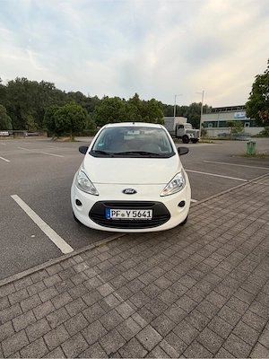 Auto Ford Ka 