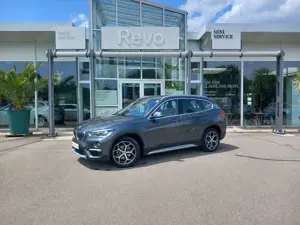 BMW X1 sDrive18i Aut xLine AHK Panorama Tempo LED ParkAss