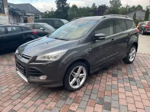 Ford Kuga 2,0TDCI Individual AWD, NAVI, AHK