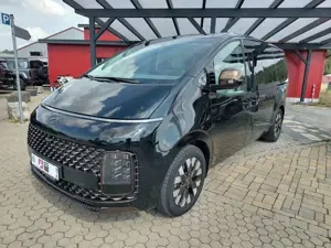 Hyundai STARIA 2.2 CRDi LIMITED EDITION 7-Sitzer
