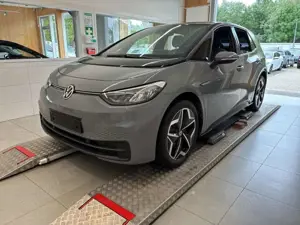 Volkswagen ID.3 Pro Performance LED ACC 19'' R.CAM SHZ LENKRADHEIZ