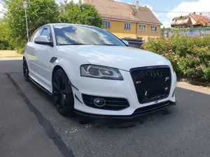 Audi S3 Sportback quattro Händler/Export Bild 2