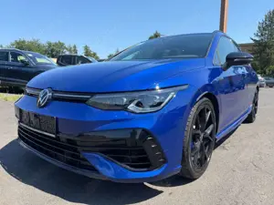 Volkswagen Golf VIII Variant R 4Motion Performance Pano