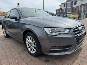 Audi A3 attraction-NAV+PDC+Shzg..