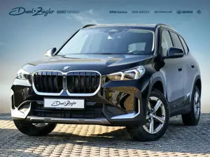 BMW X1 sDrive18d AHK aLED PANO KoZg SpPaket SonGlas