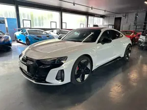 Audi RS e-tron GT * Dynamiklenkung*21"*BO