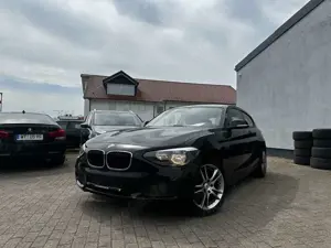 BMW 114 114 i Service Neu
