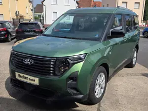Ford Tourneo Courier Titanium