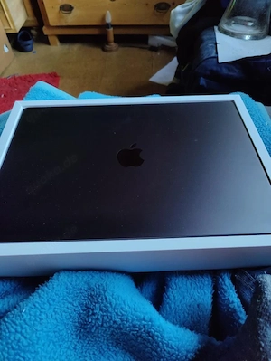Apple 16 MacBook Pro Max Chip 