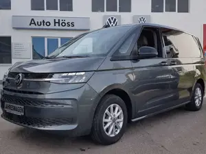 Volkswagen T7 Multivan Life*DSG*AHK*7-SITZER*NAVI*ACC*LHZ*SHZ*REAR VIEW KAMERA*LED*PDC*TISCH*