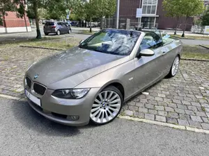 BMW 325 3er Cabrio 325i Cabrio Aut.