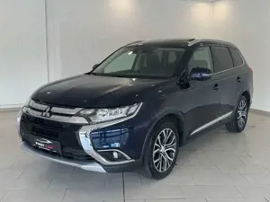 Mitsubishi Outlander 2.2 DI-D 4WD Top 7-Sitze|360|AHK|1HAND