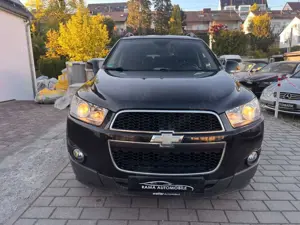 Chevrolet Captiva 2.4 LT 2WD 7Sitzer T.Leder Pdc Kette Neu