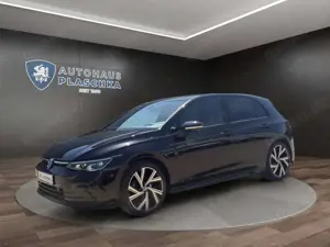 Volkswagen Golf VIII 1.5 TSI R-Line PANO+HUD+STANDHZ+HARMAN Klima
