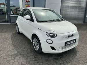 Fiat 500e Limousine 42 kWh *Komfort-Paket*