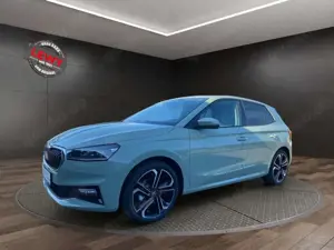 Skoda Fabia 1.0 TSI DSG Balance Timiano Grün