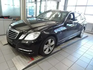 Mercedes-Benz E 350 CDI 4M T Avantgarde+Comand+Burm+LED+AHK