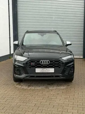 Audi SQ5 Mildhybrid Diesel. Sehr gute Ausstattung