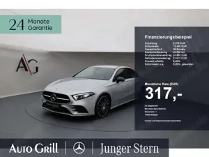 Mercedes-Benz A 200 Limousine Night Ambi Mbeam AppleCarplay
