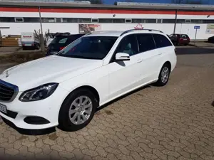 Mercedes-Benz E 300 E 300 T BlueTEC 9G-TRONIC