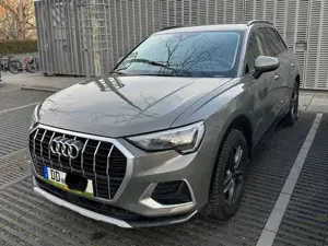 Audi Q3 HYBRID/Benzin 35 TFSI S tronic advanced