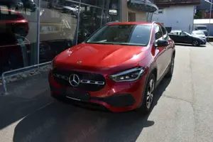 Mercedes-Benz GLA 220 GLA220d 4M *Designo*Kamera*Night-Paket*LED*