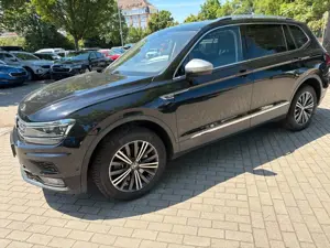 Volkswagen Tiguan Allspace Highline 4Motion LED Top