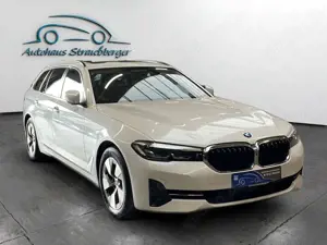 BMW 520 d Touring xDr. ACC AHK PANO IQ 4ZK 360° WiFi
