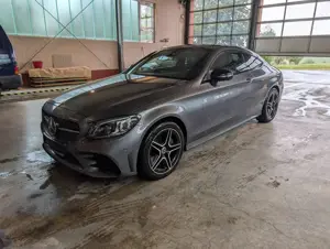 Mercedes-Benz C 300 Mercedes-Benz C 300 Coupé AMG Line | Panoramaschiebedach | Burmester | Standheiz