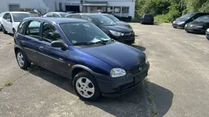 Opel Corsa Edition 100 Cool Top Gepflegt