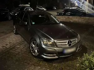 Mercedes-Benz C 180 C 180 BlueEFFICIENCY 7G-TRONIC Avantgarde