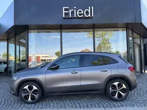Mercedes-Benz GLA 200 Progr. Night AHK Multibeam Distro. Magno