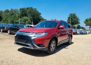 Mitsubishi Outlander Diamant Edition*Navi*R-Cam*SZH*Klima*