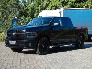 Dodge RAM 1500 5.7L V8 4x4 HEMI *BLACK LIMITED*CrewCab