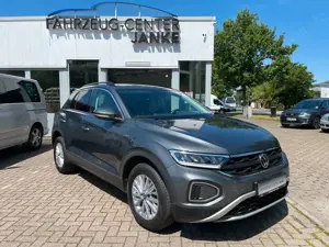 Volkswagen T-Roc Life +NAVI/Park/LED+