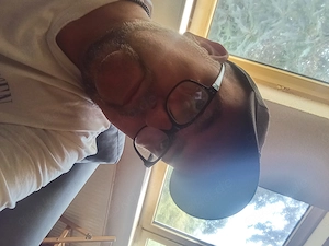 Suche für heute eine Frau aus Neuss und Umgebung die mich besuchen kommt in Neuss für Sex....