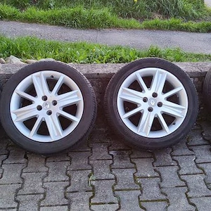 Original Renault Megane Sommerreifen mit Alufelgen