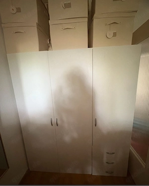 Kleiderschrank zu verkaufen   80  