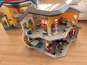 playmobil city life villa