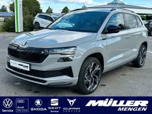 Skoda Karoq Sportline 1,5 TSI DSG Navi|AHK|Panoramad.
