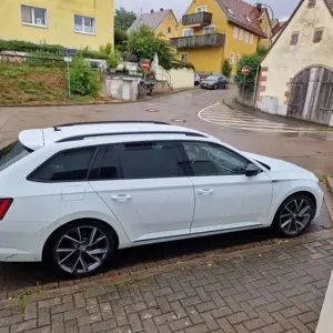 Skoda Superb Combi 2.0 TDI DSG SportLine LK